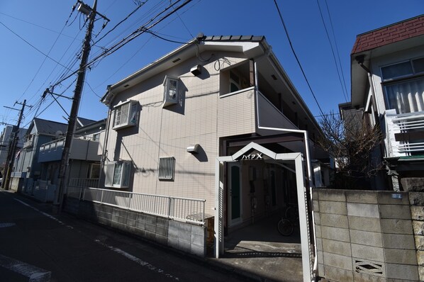 ハイツXの物件外観写真